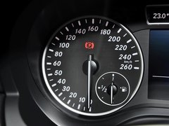 2013款 A180 1.6T DCT 时尚型