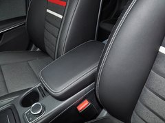 2013款 A180 1.6T DCT 时尚型