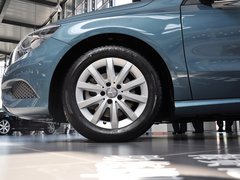 2013款 A180 1.6T DCT 时尚型