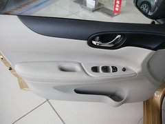 2011款 1.6L CVT 智能版
