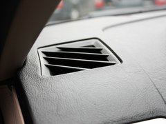 2011款 2.0L 自动 豪华型