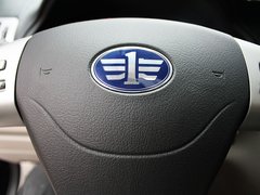 2011款 2.0L 自动 豪华型