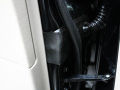 2011款 2.0L 自动 豪华型