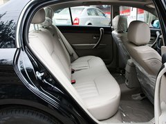 2011款 2.0L 自动 豪华型