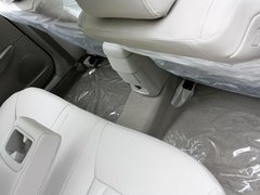 2011款 2.0L 自动 豪华型
