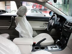 2011款 2.0L 自动 豪华型