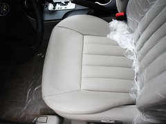 2011款 2.0L 自动 豪华型