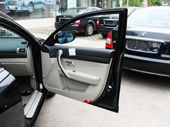 2011款 2.0L 自动 豪华型