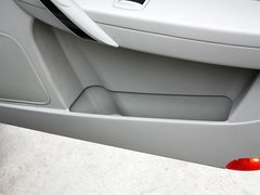 2011款 2.0L 自动 豪华型