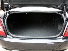 2011款 2.0L 自动 豪华型