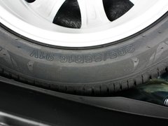 2011款 2.0L 自动 豪华型