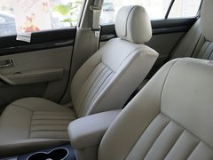 2011款 2.0L 自动 豪华型