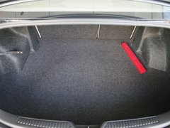 2011款 2.0L 自动 豪华型