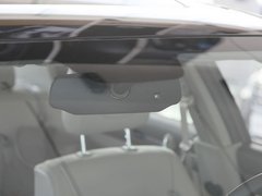 2011款 2.0L 自动 豪华型