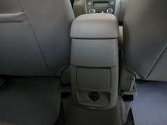 2011款 2.0L 自动 智领型