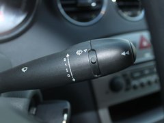 2011款 1.6L 手动 舒适版