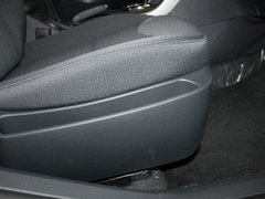2011款 1.6L 自动 舒适版