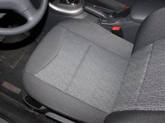 2011款 1.6L 自动 舒适版