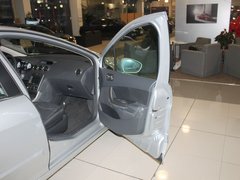 2011款 1.6L 自动 舒适版