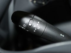 2011款 1.6L 自动 舒适版