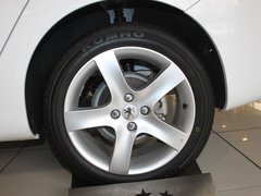 2011款 2.0L 手动 舒适版