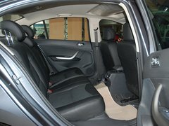 2011款 2.0L 手动 豪华版