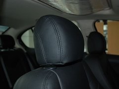 2011款 2.0L 手动 豪华版