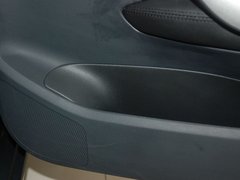 2011款 2.0L 手动 豪华版