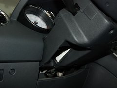 2011款 2.0L 手动 豪华版