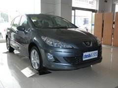 2011款 2.0L 手动 豪华版