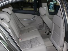 2011款 2.0L 自动 豪华版