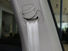 2011款 2.0L 自动 豪华版