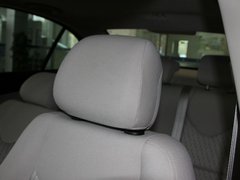 2011款 2.0L 自动 豪华版