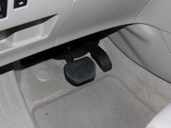 2011款 2.0L 自动 豪华版