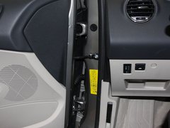 2011款 2.0L 自动 豪华版