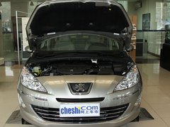 2011款 2.0L 自动 豪华版