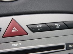 2011款 2.0L 自动 尊贵版