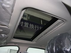 2011款 2.0L 自动 尊贵版