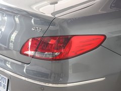 2011款 2.0L 自动 尊贵版