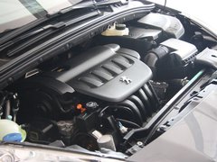 2011款 2.0L 自动 尊贵版