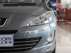 2011款 2.0L 自动 尊贵版