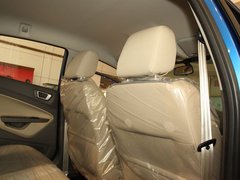 2011款 三厢 1.5L 手动 时尚型