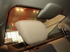 2011款 三厢 1.5L 手动 时尚型