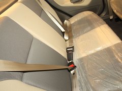 2011款 三厢 1.5L 手动 时尚型