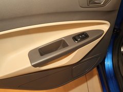 2011款 三厢 1.5L 手动 时尚型