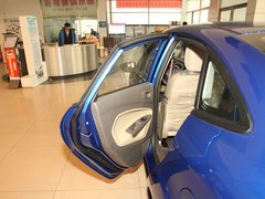 2011款 三厢 1.5L 手动 时尚型