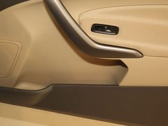 2011款 三厢 1.5L 手动 时尚型
