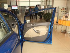 2011款 三厢 1.5L 手动 时尚型