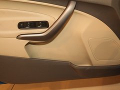 2011款 三厢 1.5L 手动 时尚型