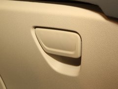 2011款 三厢 1.5L 手动 时尚型